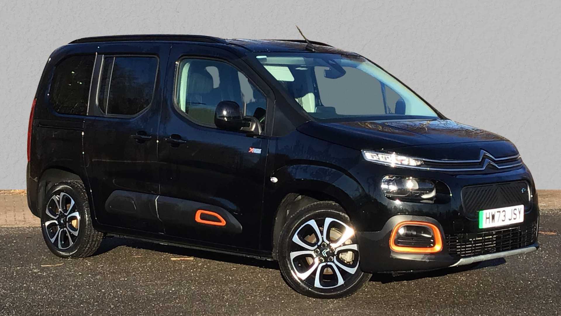 Main listing image - Citroen e-Berlingo