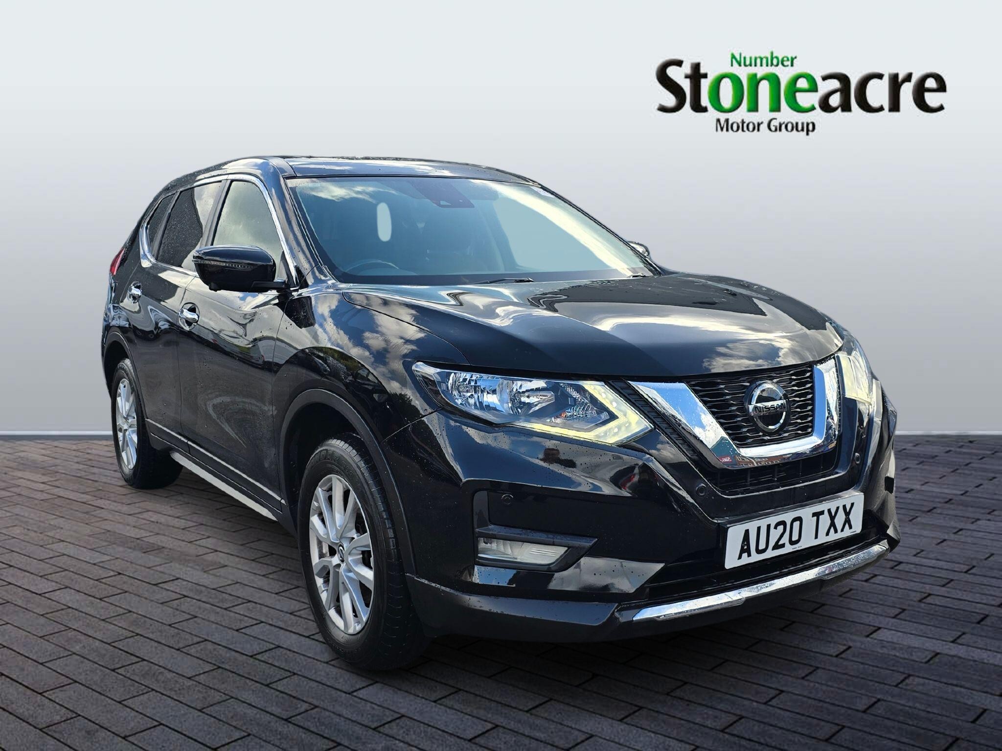 Main listing image - Nissan X-Trail