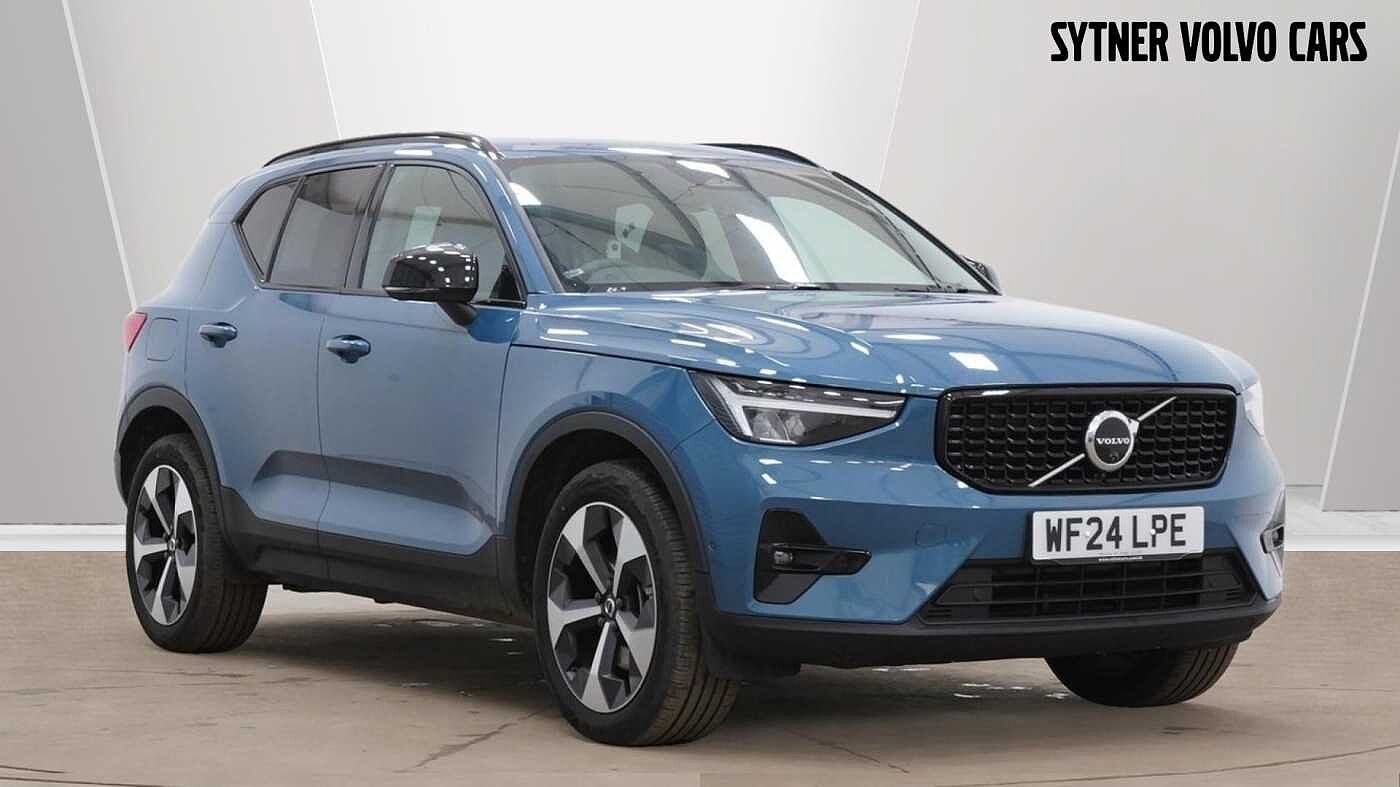 Main listing image - Volvo XC40