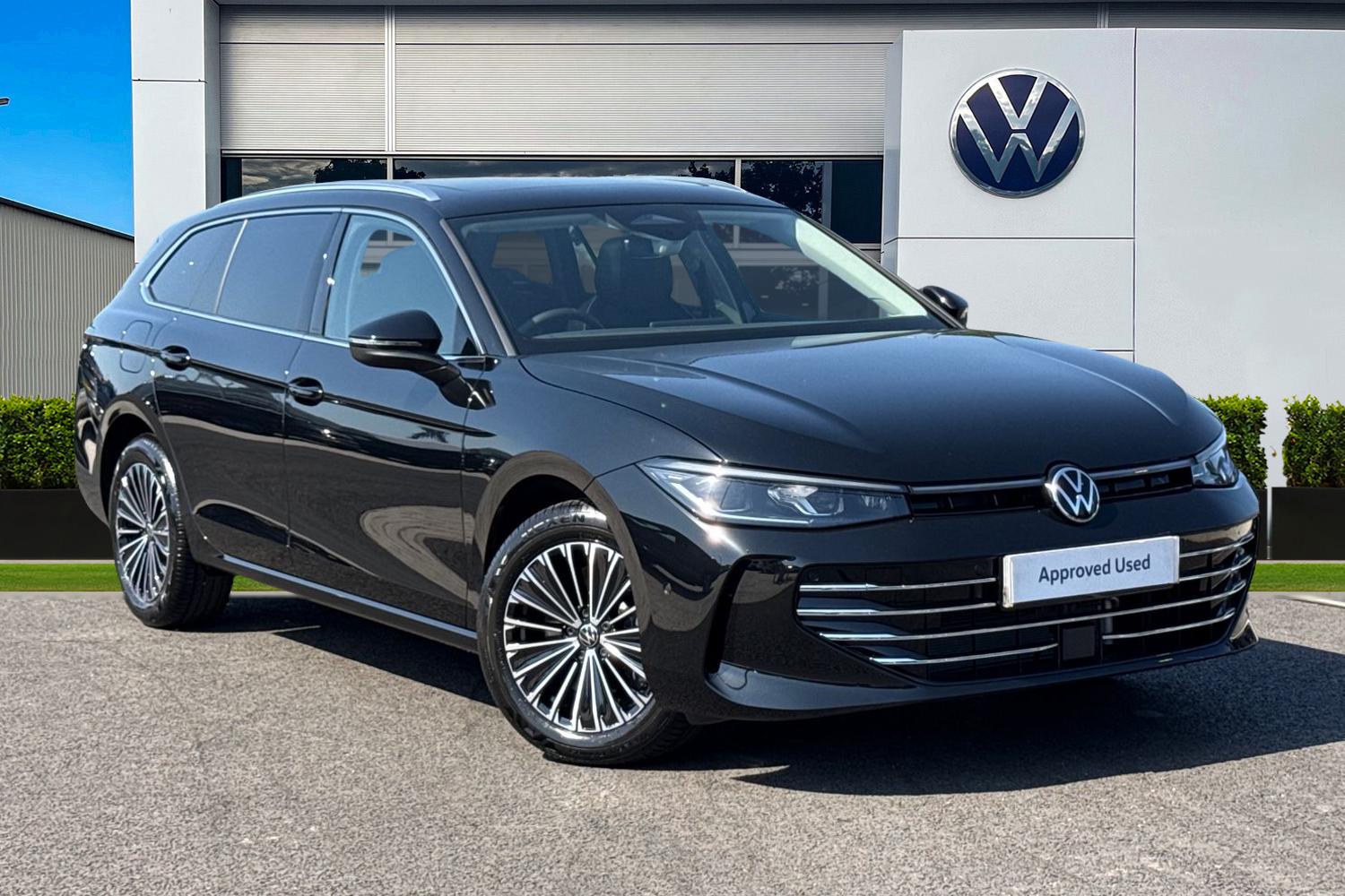 Main listing image - Volkswagen Passat