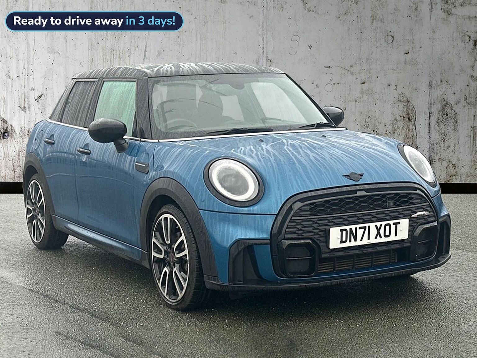 Main listing image - MINI Hatchback 5dr