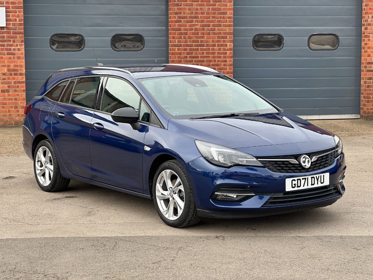 Main listing image - Vauxhall Astra Sports Tourer