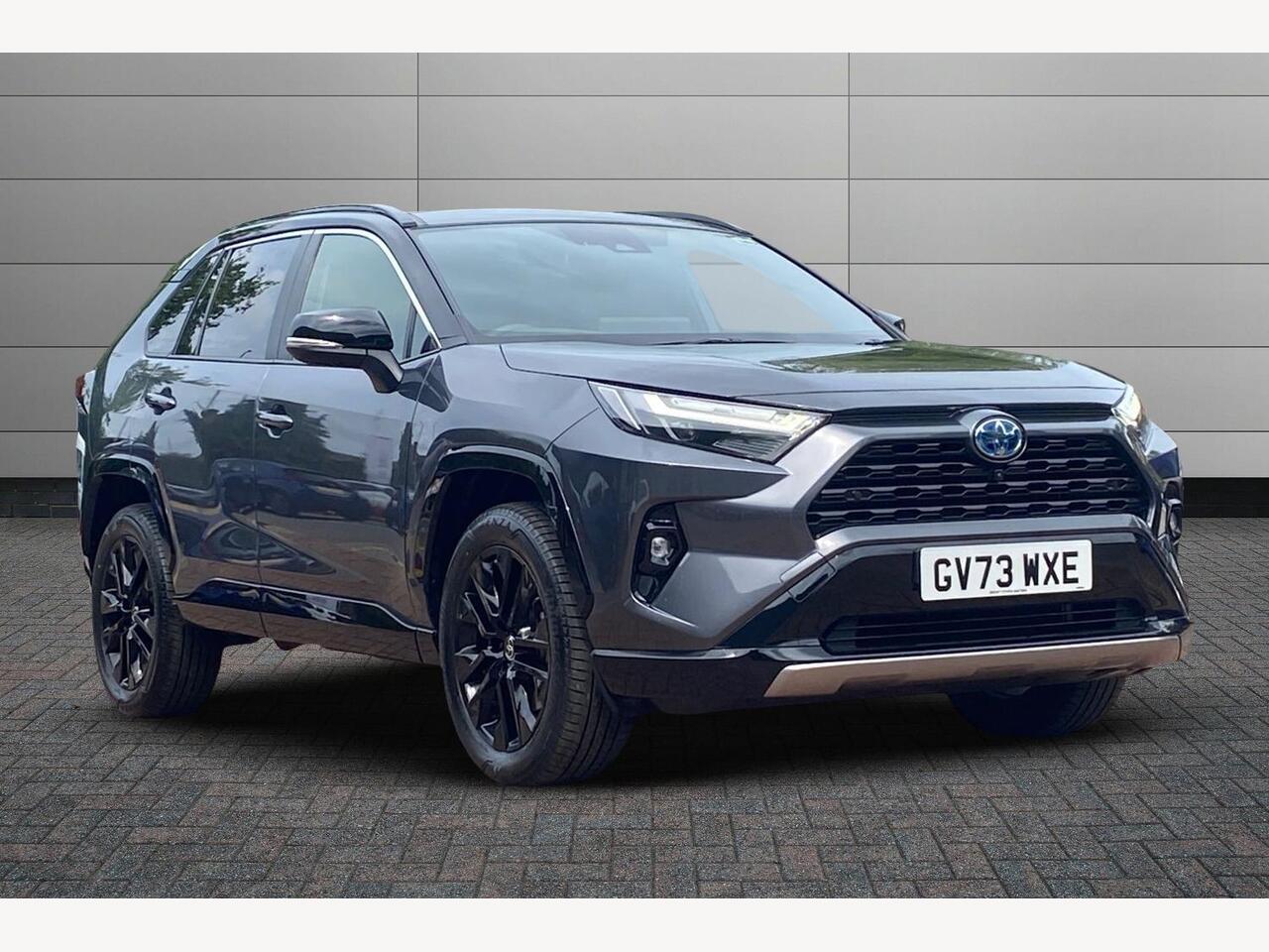 Main listing image - Toyota RAV4