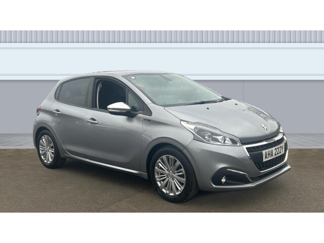 Main listing image - Peugeot 208