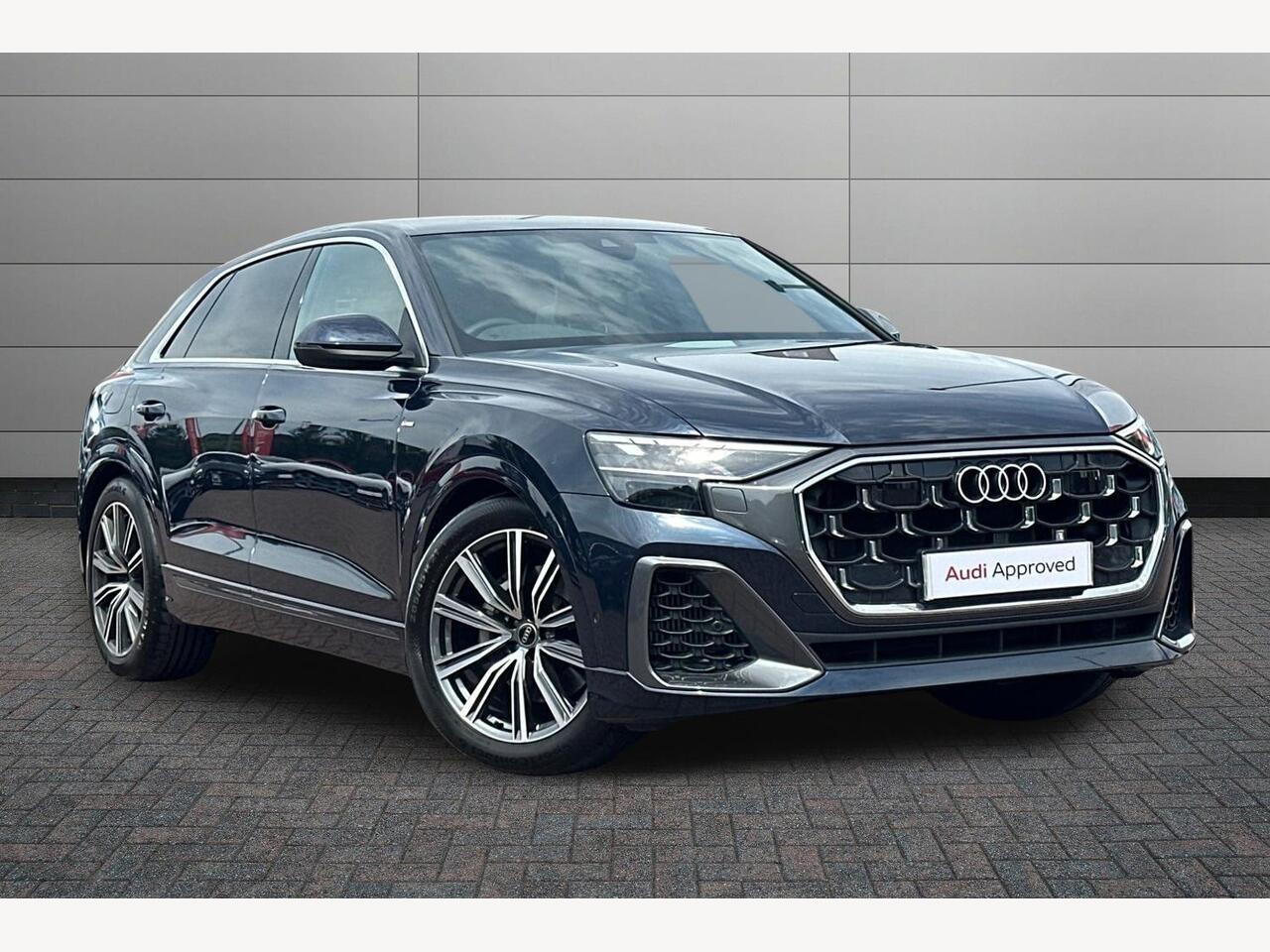 Main listing image - Audi Q8