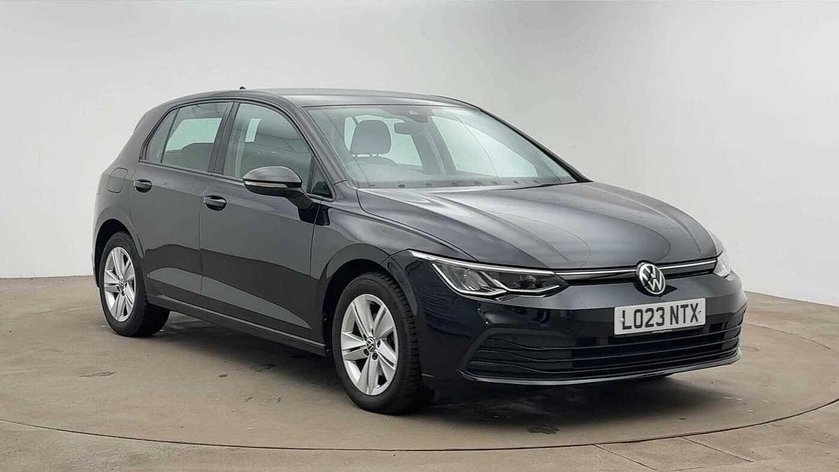 Main listing image - Volkswagen Golf