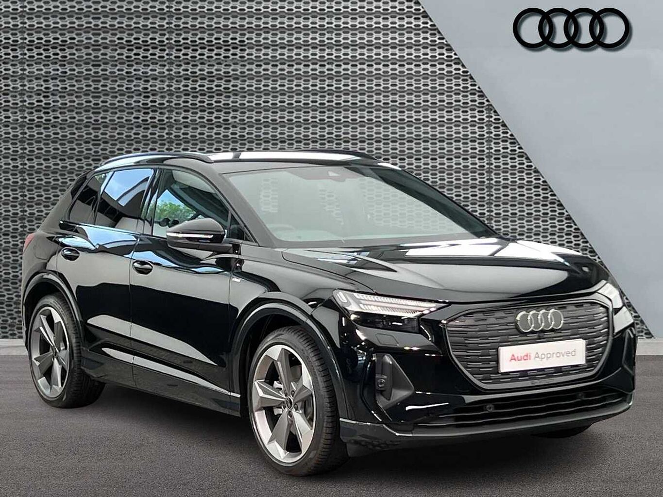 Main listing image - Audi Q4