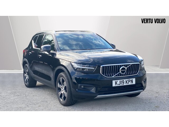 Main listing image - Volvo XC40