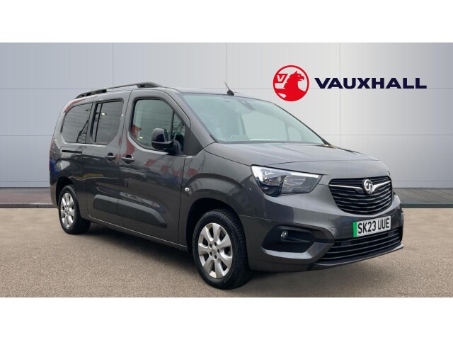 Main listing image - Vauxhall Combo Life-e