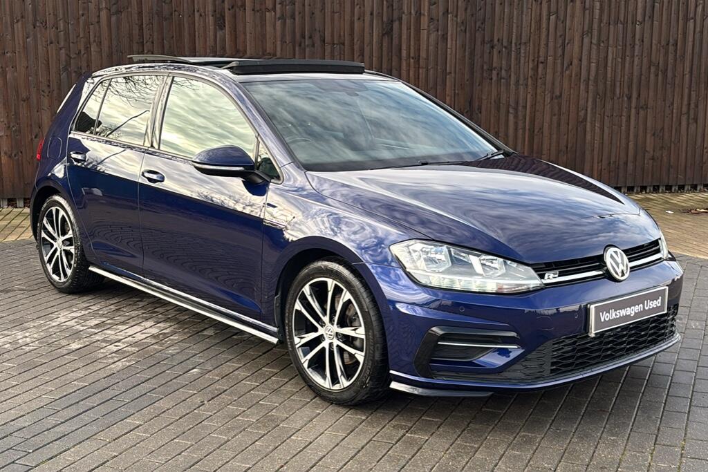 Main listing image - Volkswagen Golf