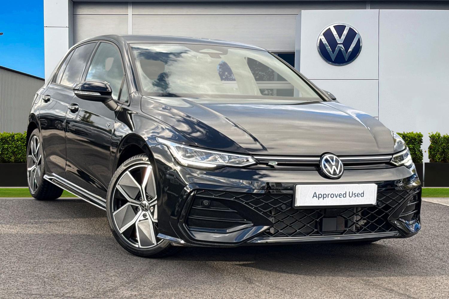 Main listing image - Volkswagen Golf