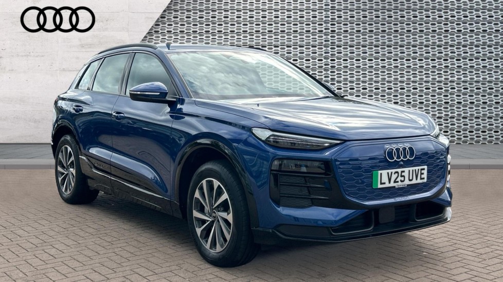 Main listing image - Audi Q6 e-tron