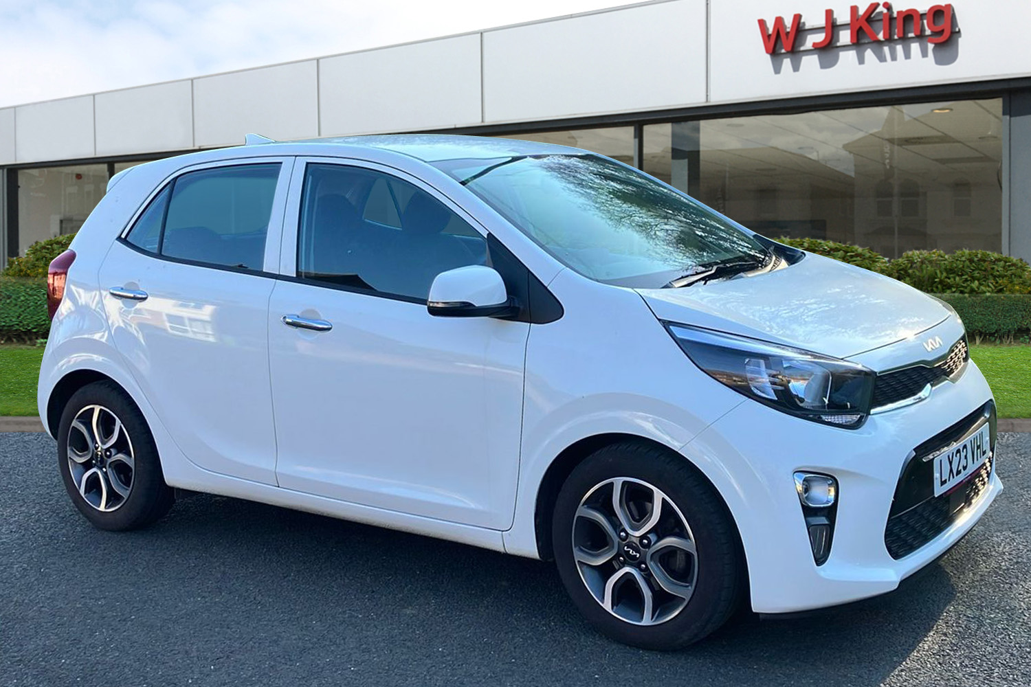 Main listing image - Kia Picanto