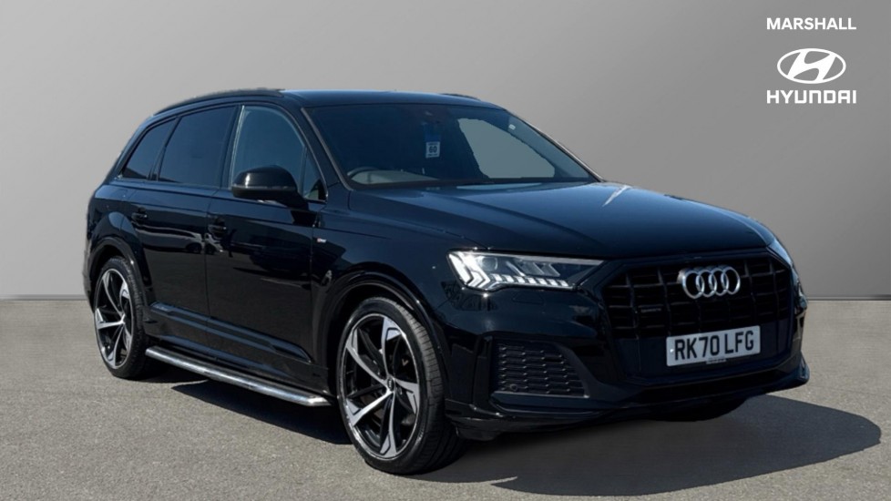 Main listing image - Audi Q7