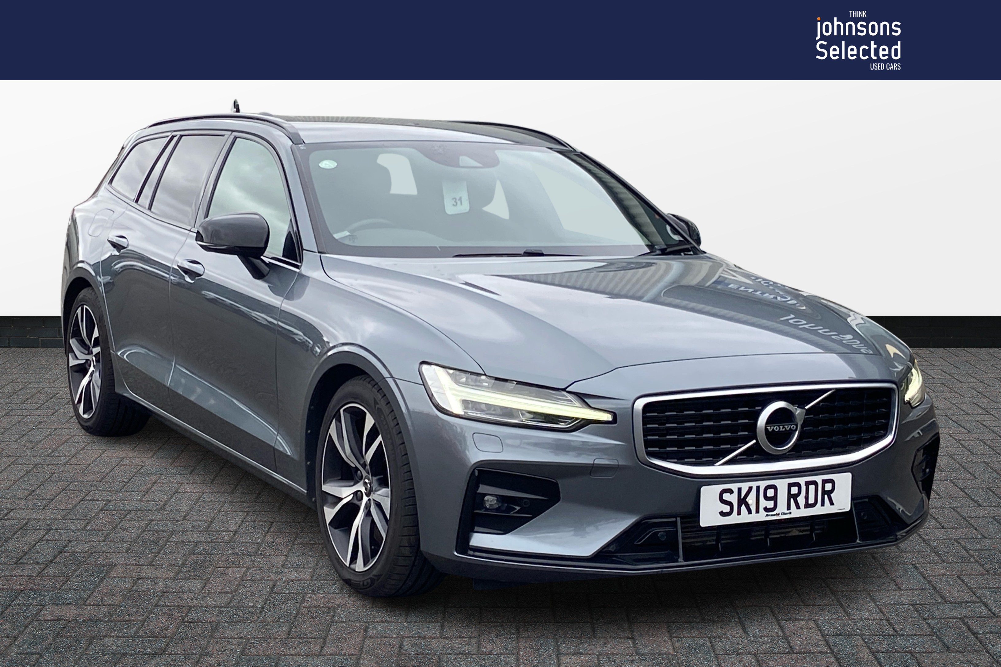 Main listing image - Volvo V60