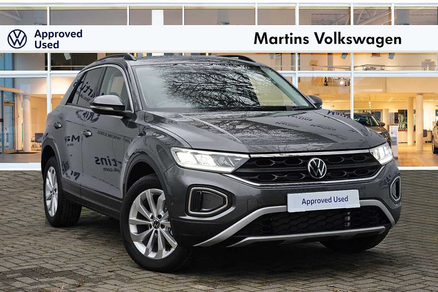 Main listing image - Volkswagen T-Roc