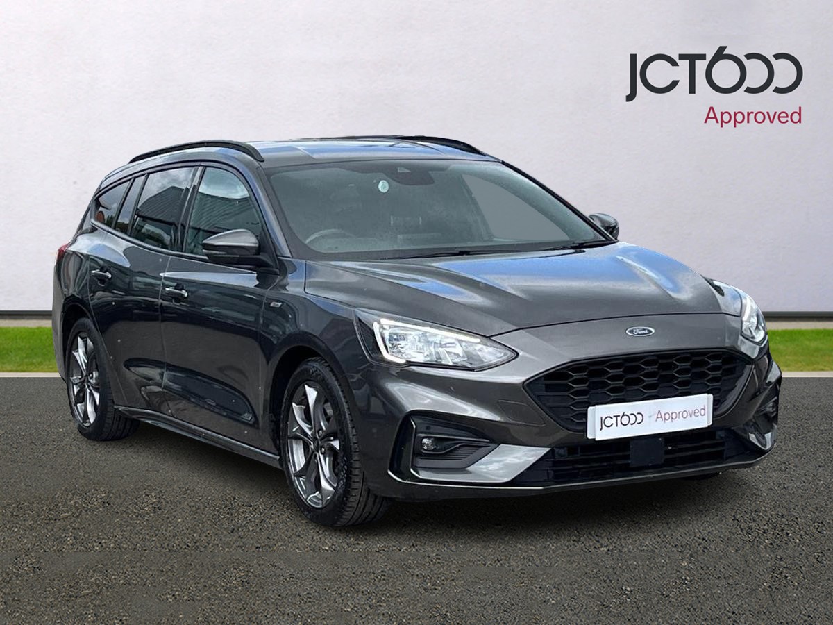 Main listing image - Ford Focus Estate