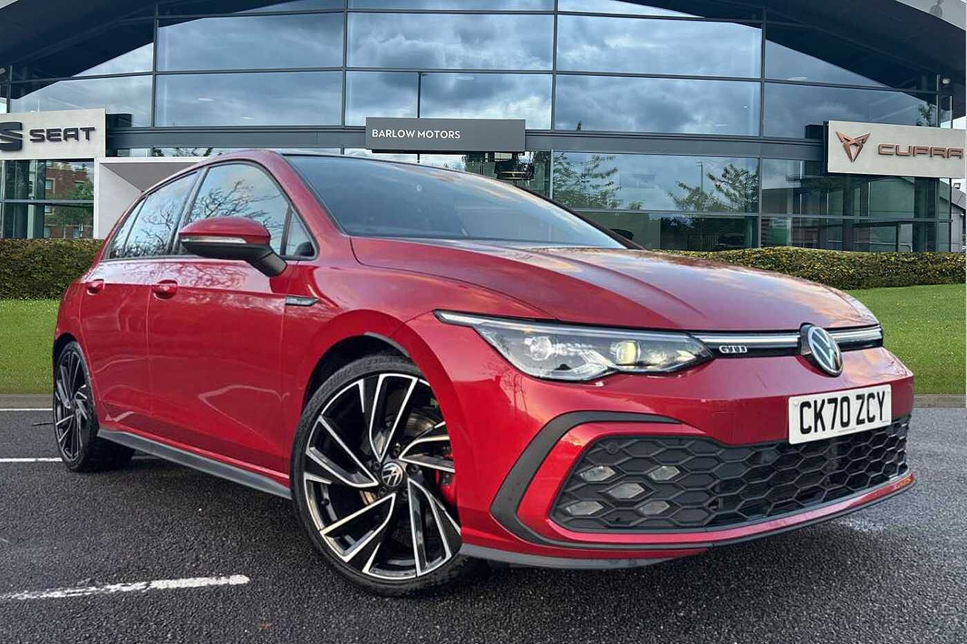 Main listing image - Volkswagen Golf