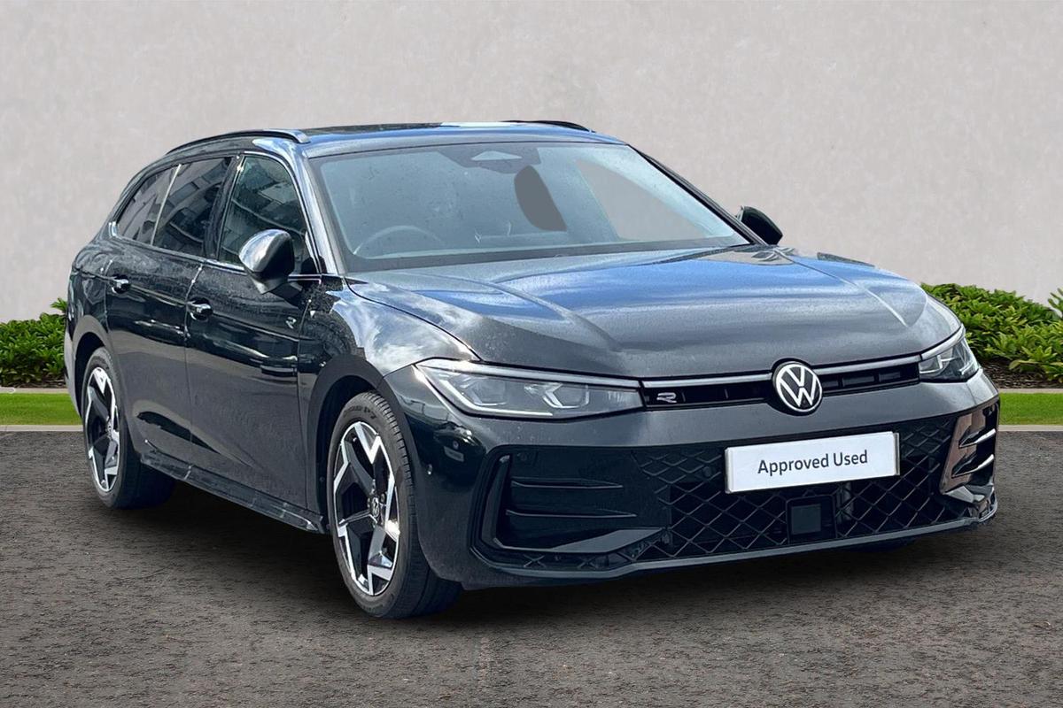 Main listing image - Volkswagen Passat Estate