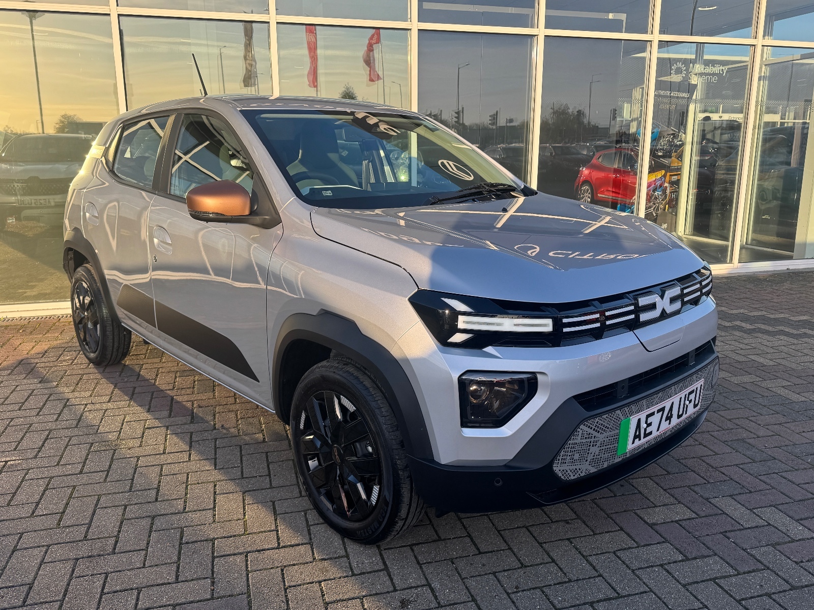 Main listing image - Dacia Spring