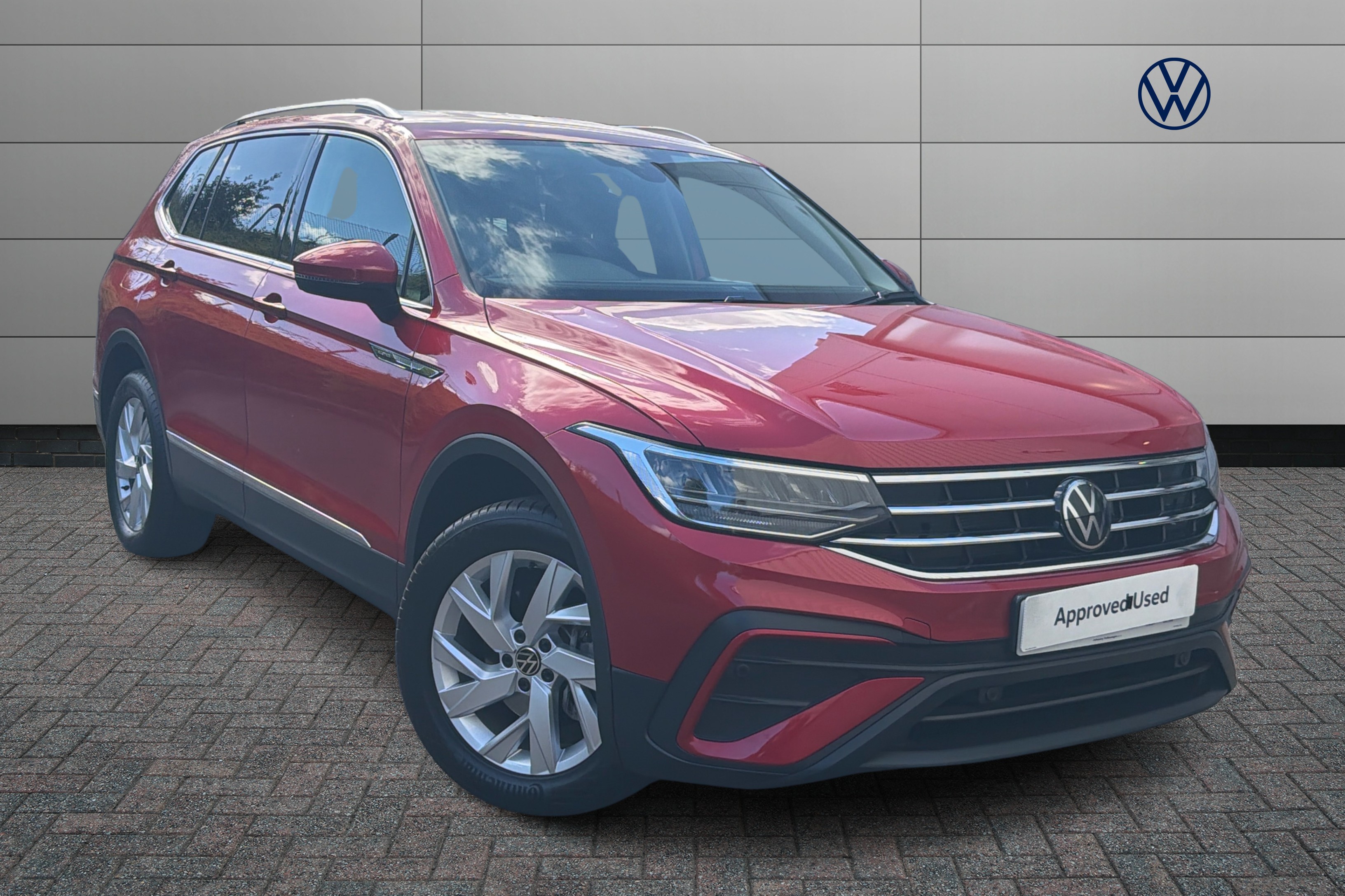 Main listing image - Volkswagen Tiguan Allspace