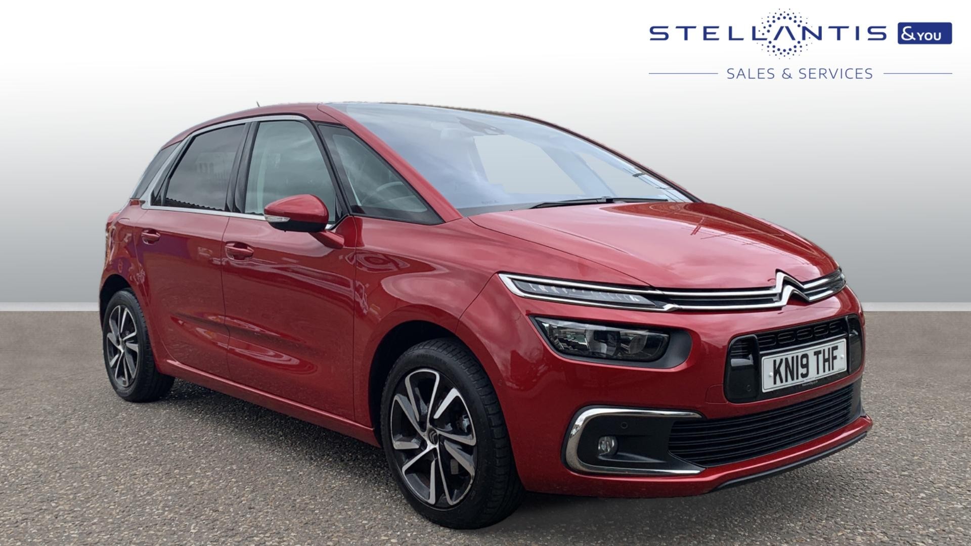 Main listing image - Citroen C4 SpaceTourer