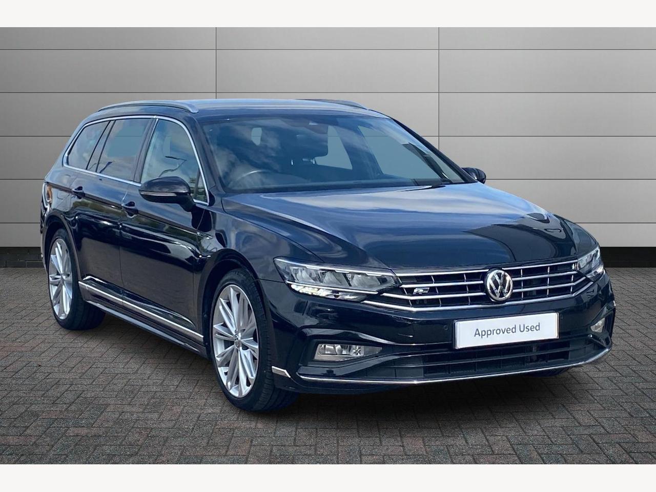 Main listing image - Volkswagen Passat Estate