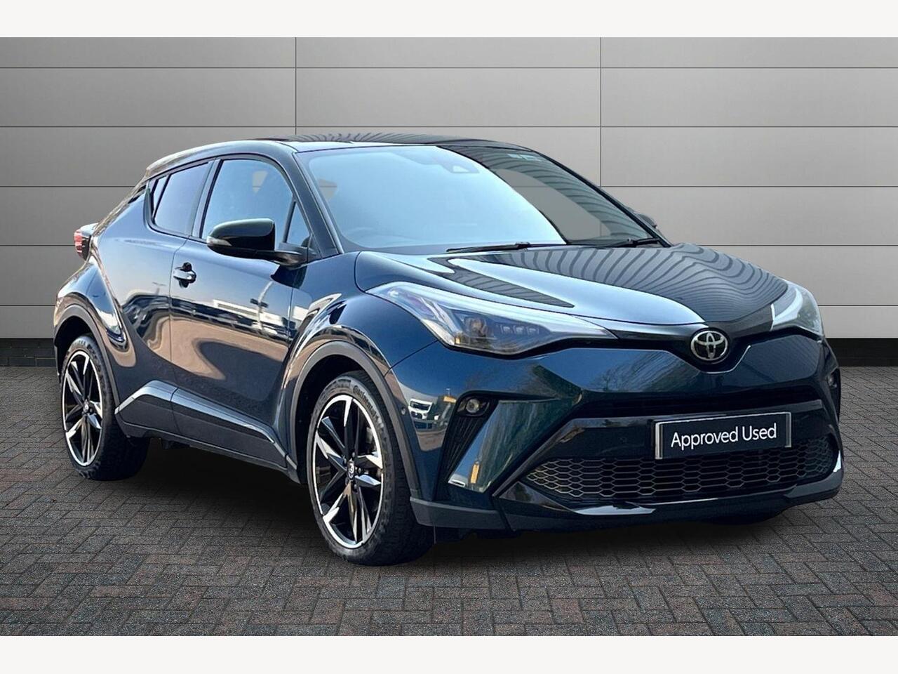 Main listing image - Toyota C-HR