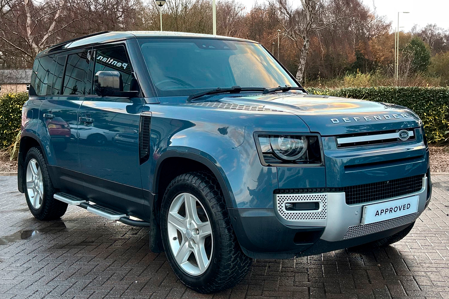 Main listing image - Land Rover Defender