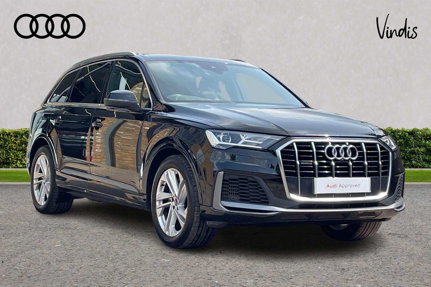 Main listing image - Audi Q7