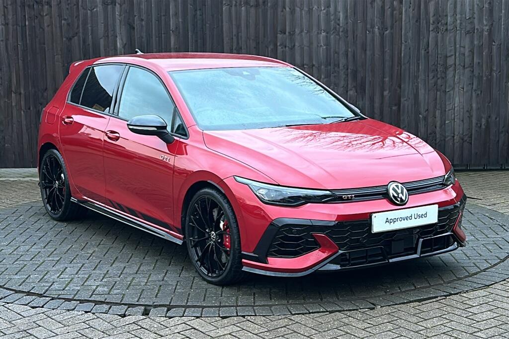Main listing image - Volkswagen Golf GTI