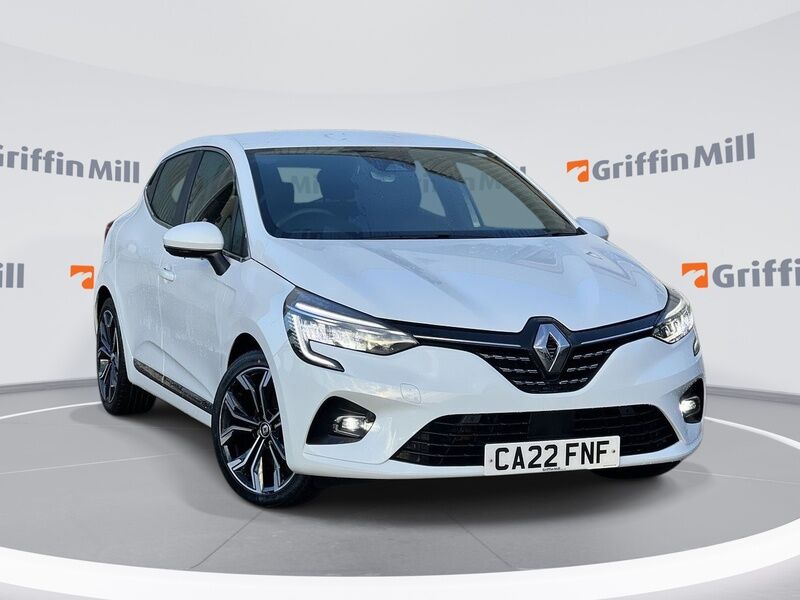 Main listing image - Renault Clio