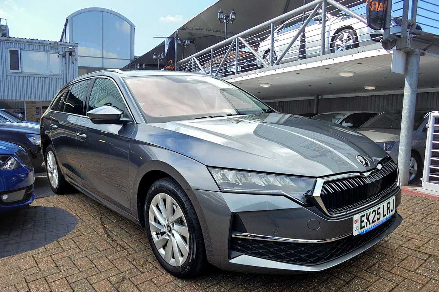 Main listing image - Skoda Octavia Estate