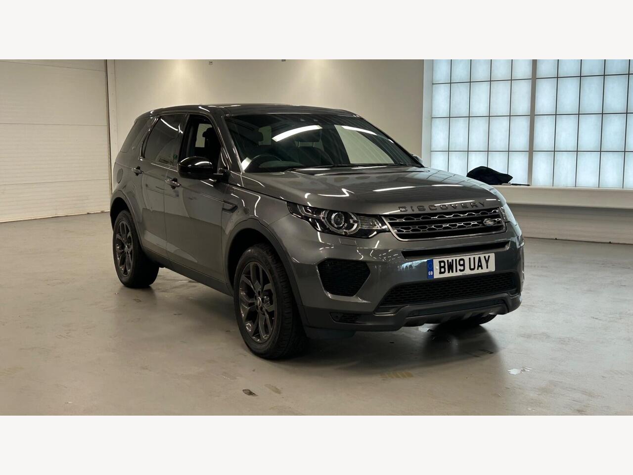 Main listing image - Land Rover Discovery Sport