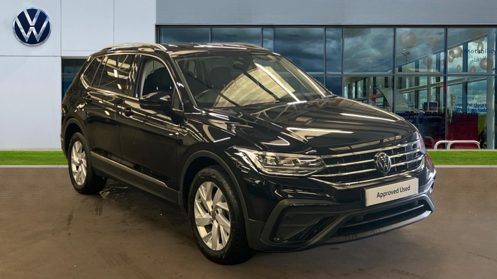 Main listing image - Volkswagen Tiguan Allspace