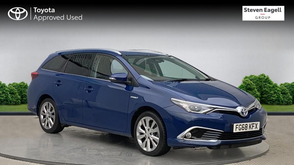 Main listing image - Toyota Auris Touring Sport