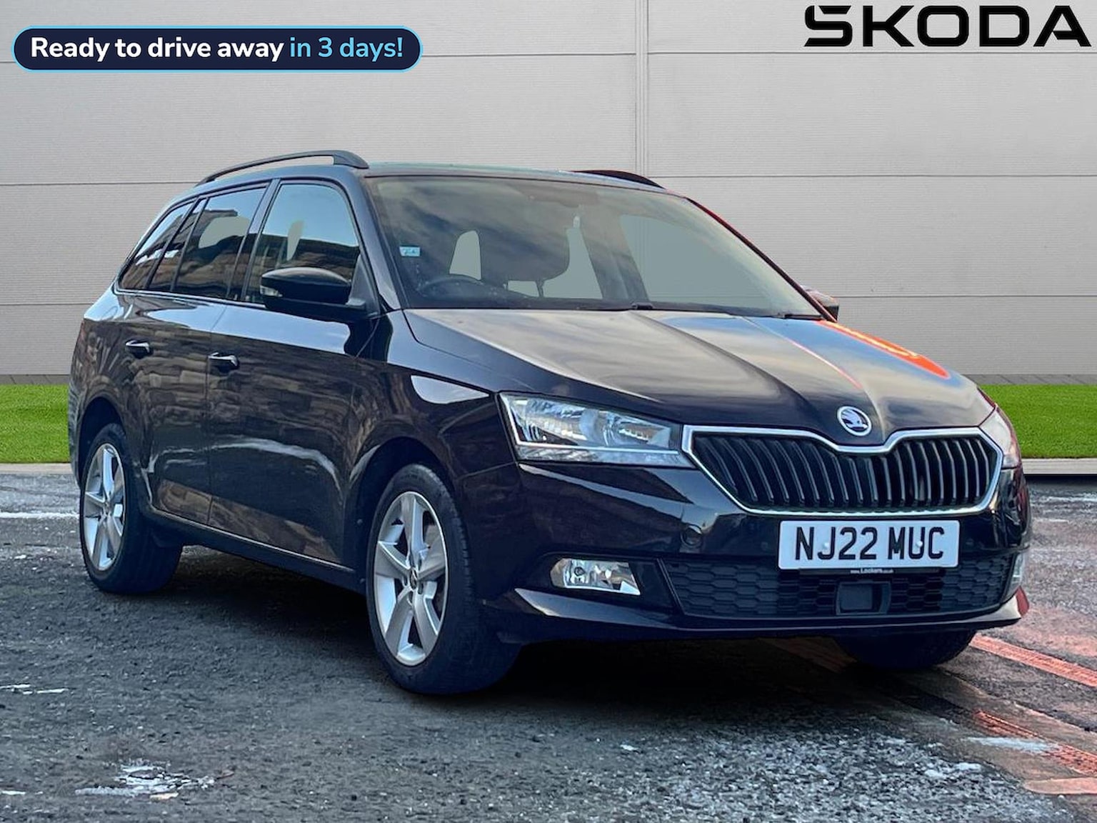 Main listing image - Skoda Fabia Estate