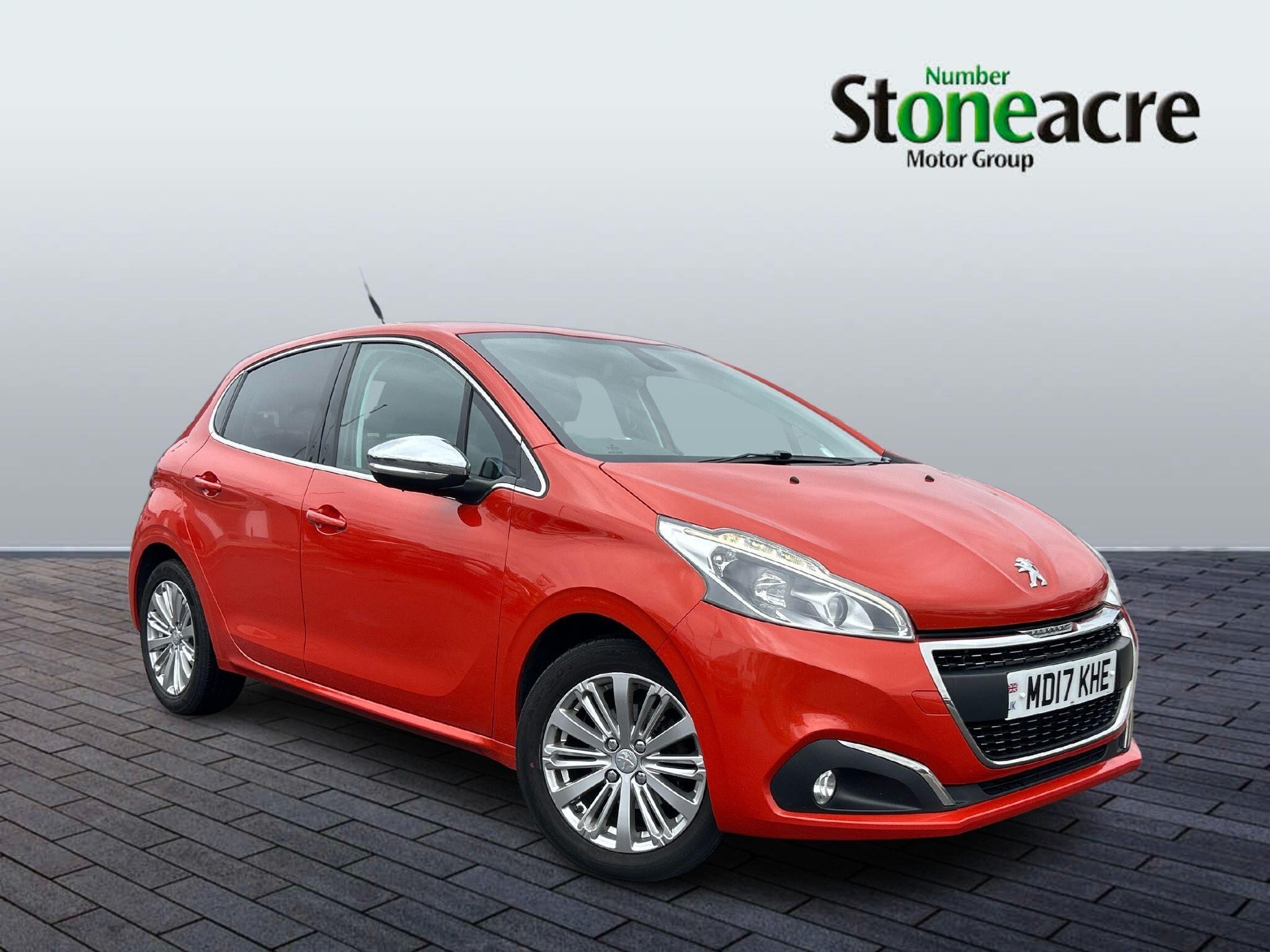 Main listing image - Peugeot 208
