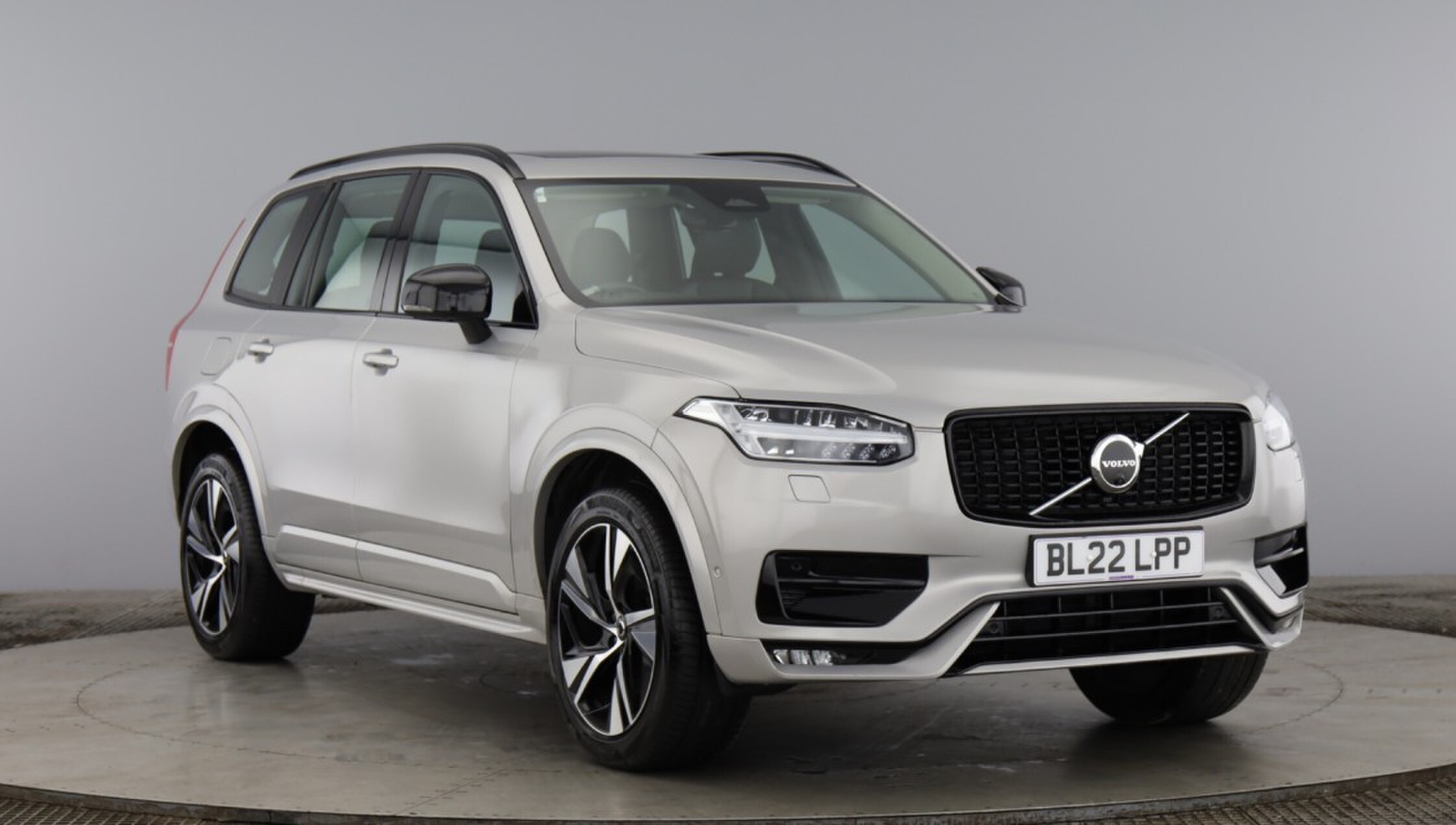 Main listing image - Volvo XC90