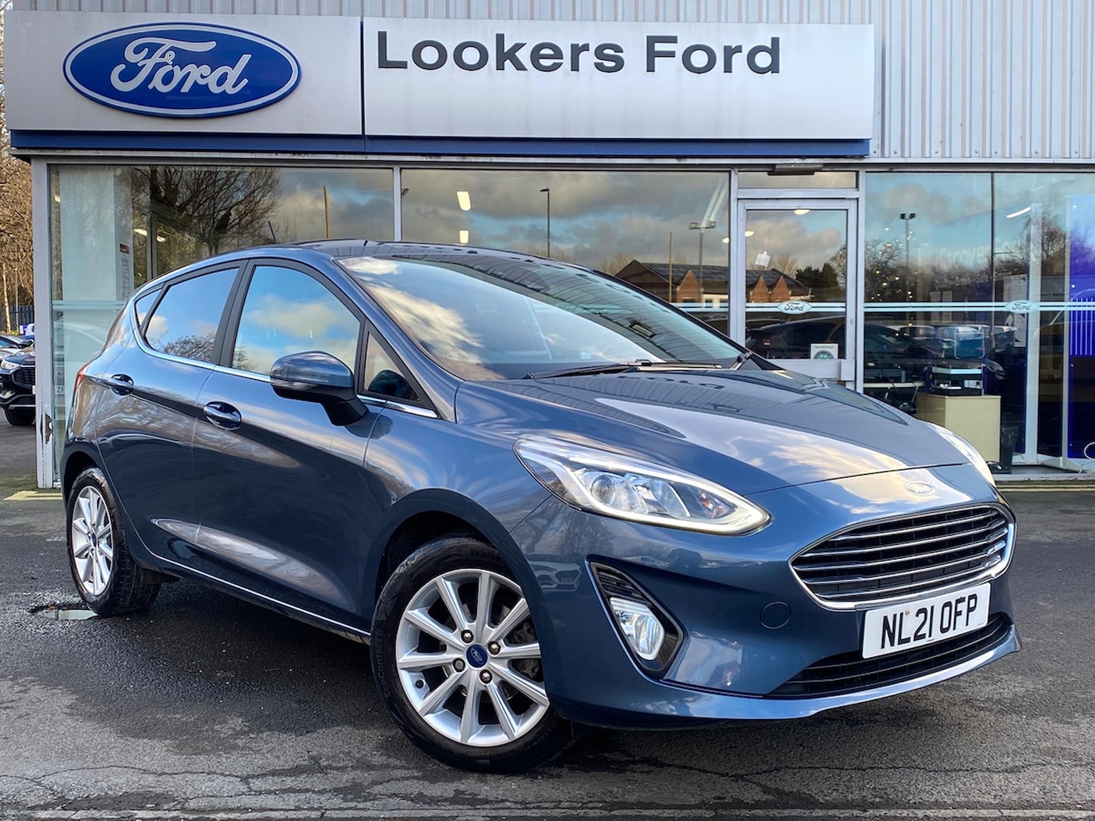 Main listing image - Ford Fiesta