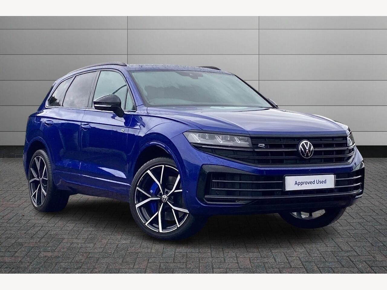 Main listing image - Volkswagen Touareg