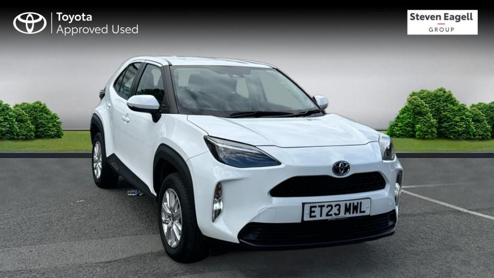 Main listing image - Toyota Yaris Cross