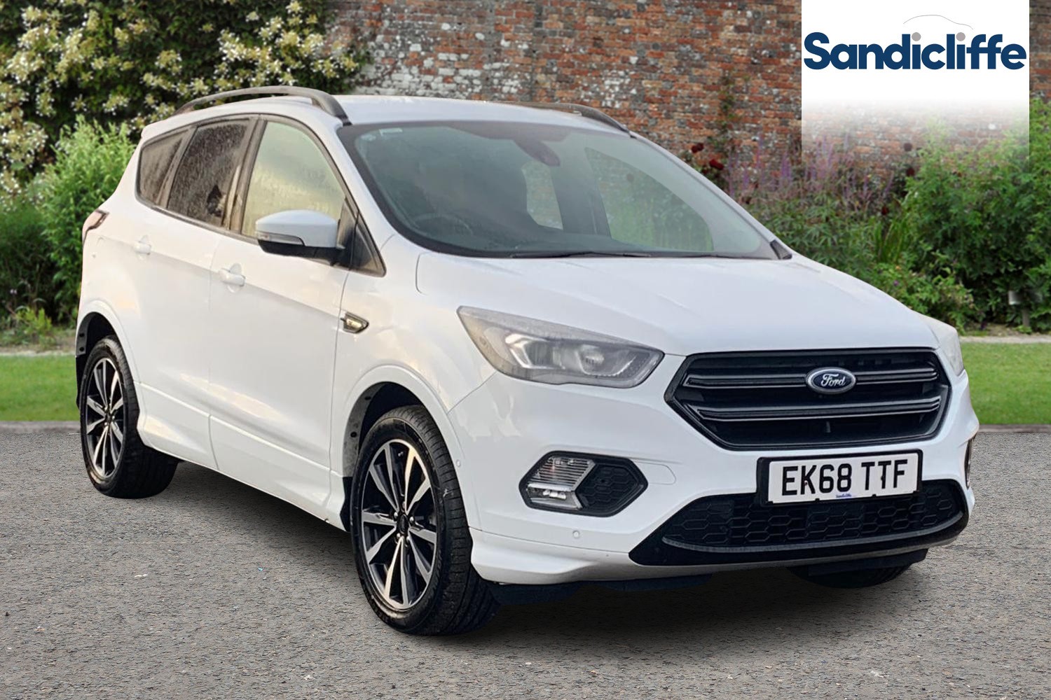 Main listing image - Ford Kuga