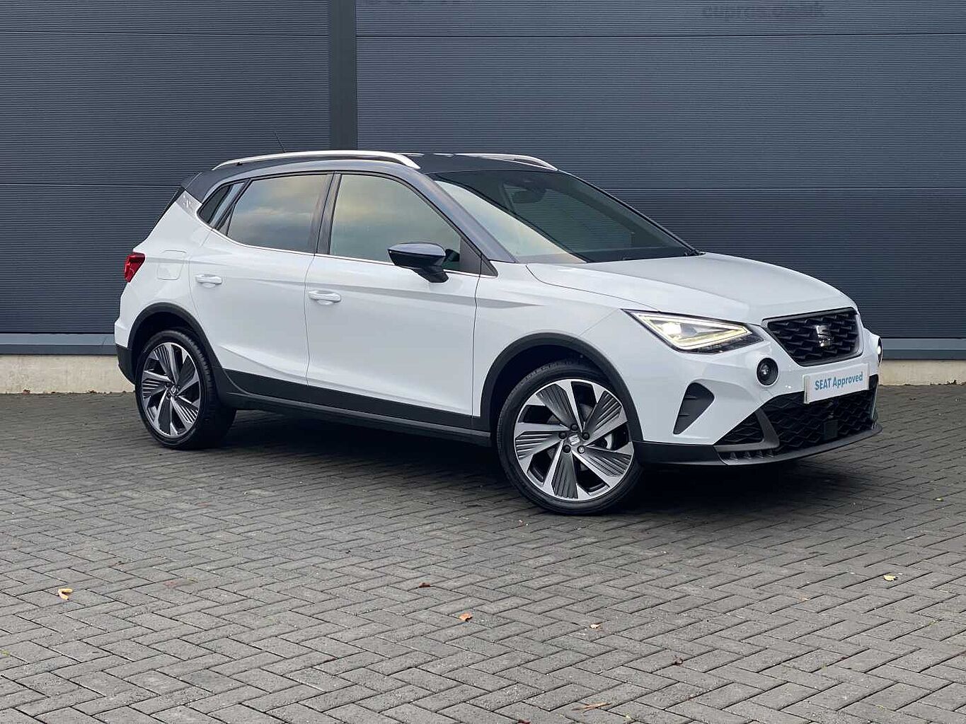 Main listing image - SEAT Arona