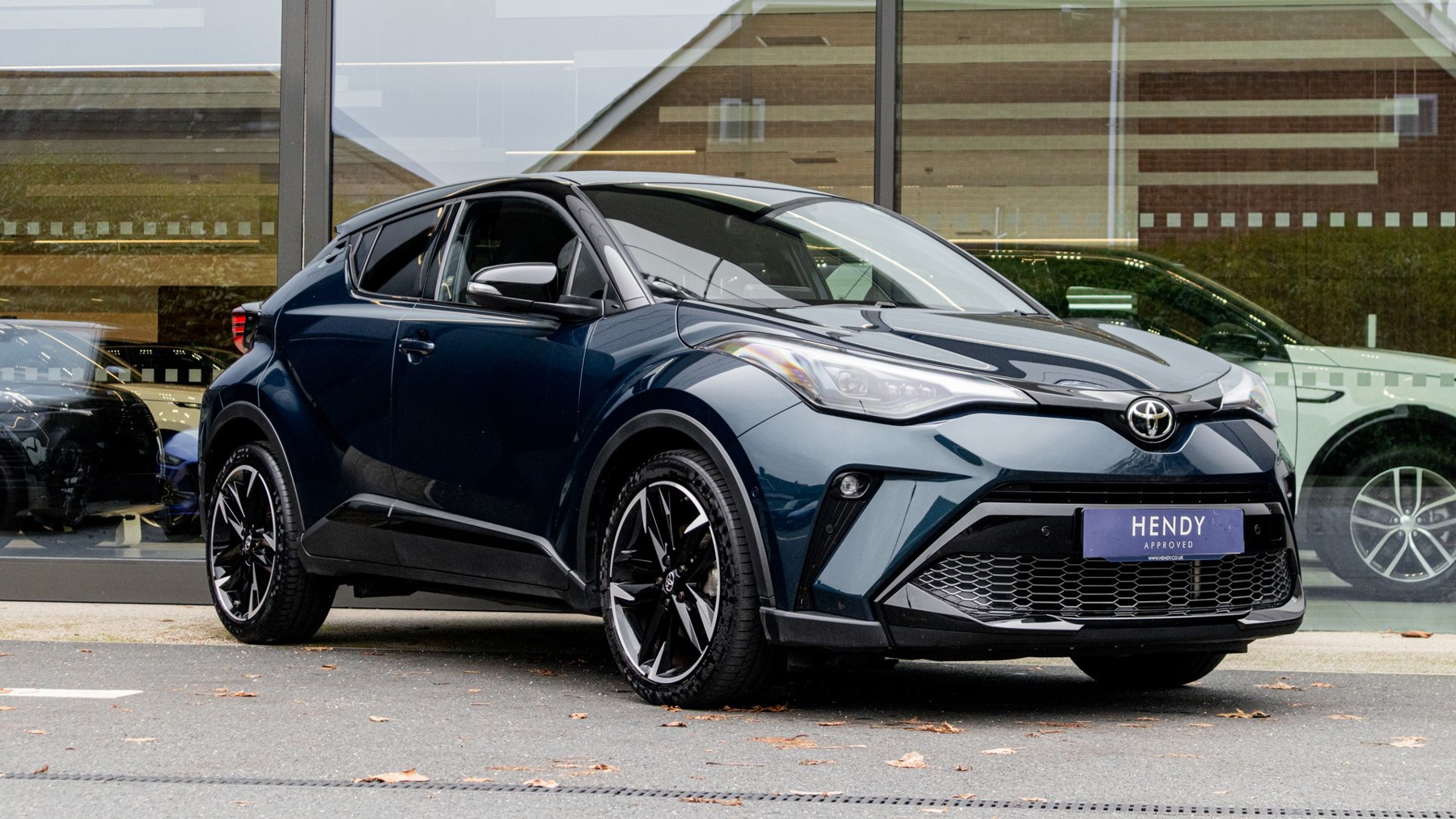 Main listing image - Toyota C-HR