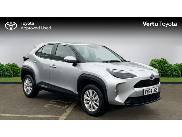 Main listing image - Toyota Yaris Cross