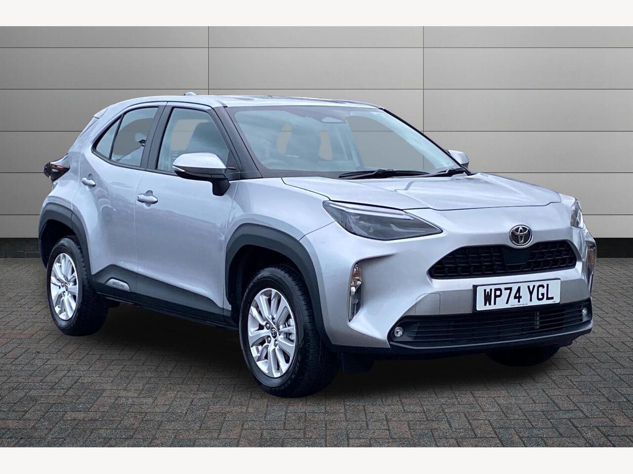 Main listing image - Toyota Yaris Cross