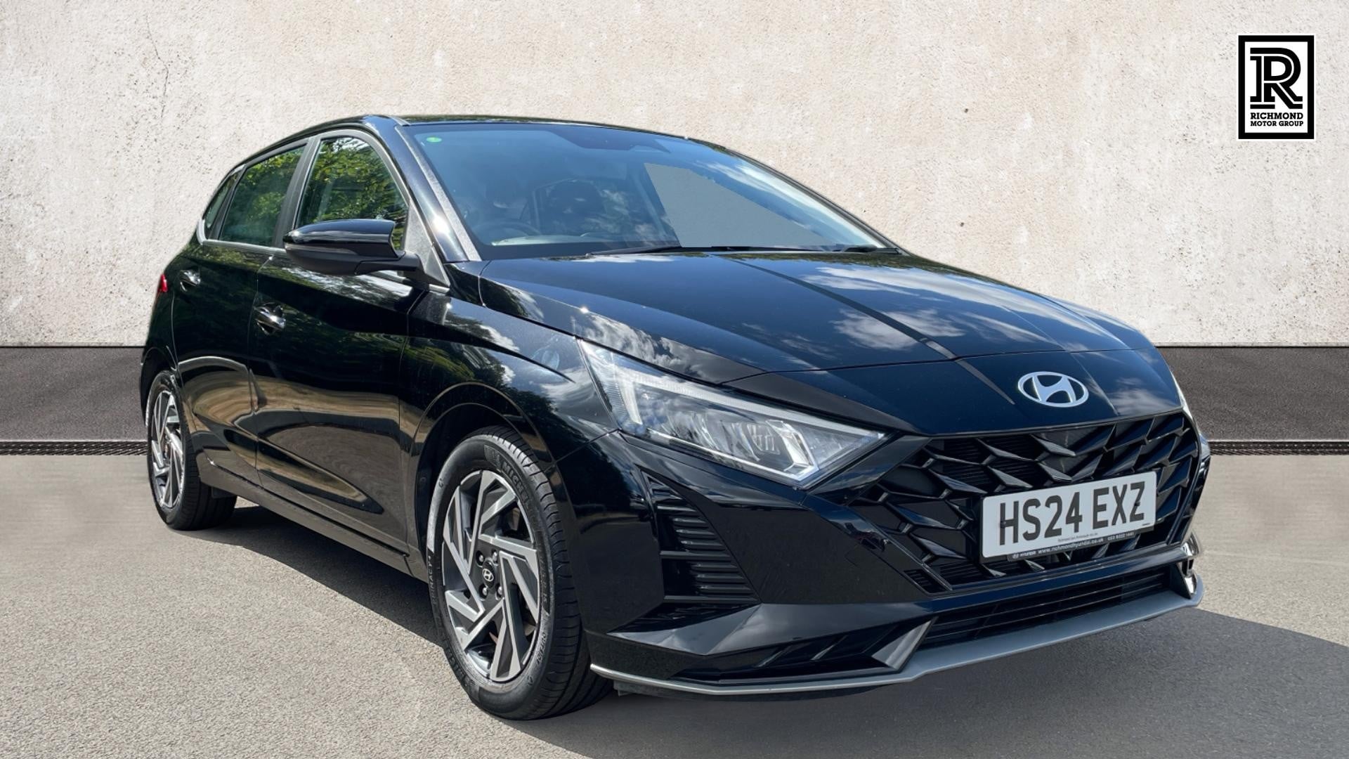 Main listing image - Hyundai i20