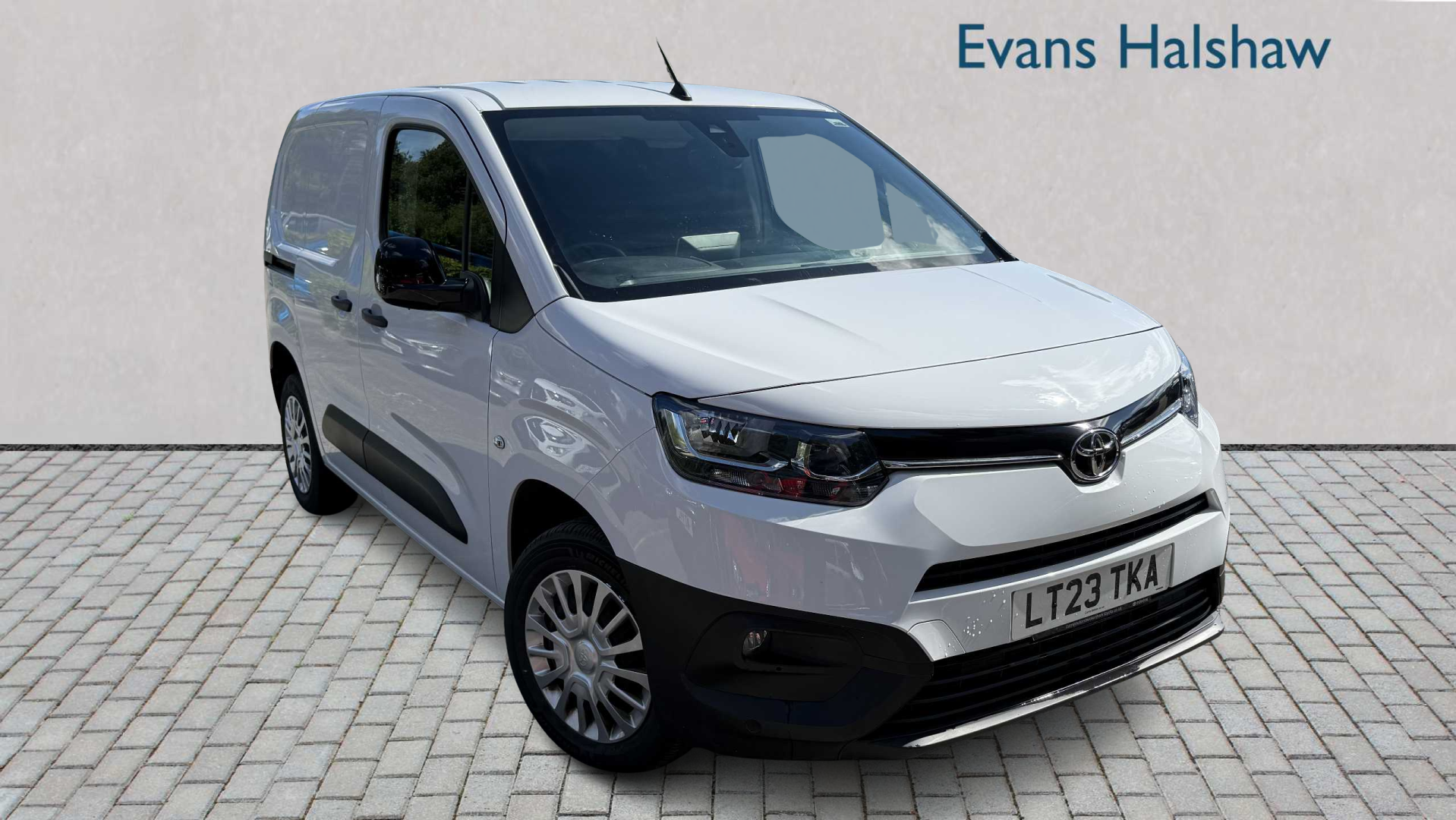 Main listing image - Toyota Proace City
