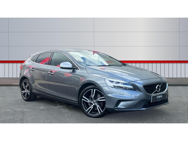 Main listing image - Volvo V40